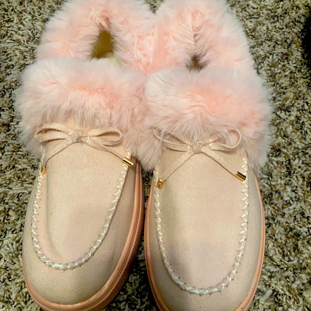 Pink shoes